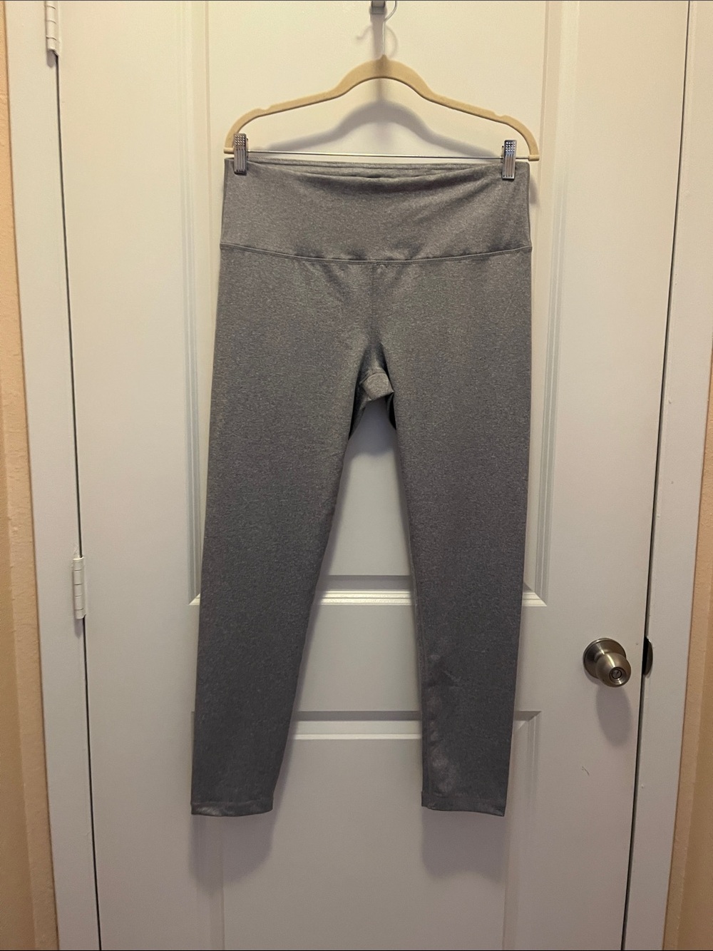 (NWT) 90 Degree By Reflex Light Gray High-Waist Leggings
